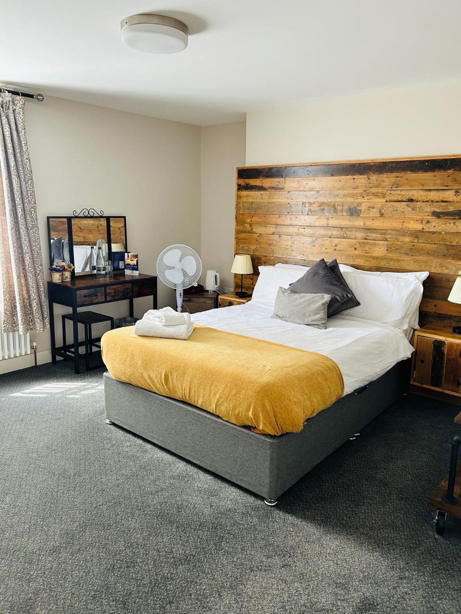 The Brookmill Hotel Лондон Екстериор снимка